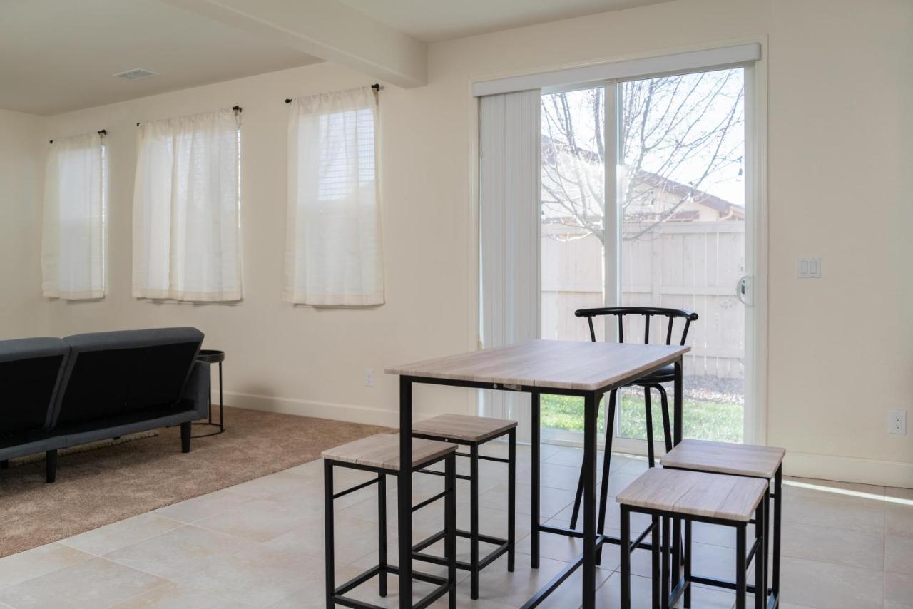 Dream Family Home In South Reno 4 Bed 30 Min To Lake Tahoe Bagian luar foto