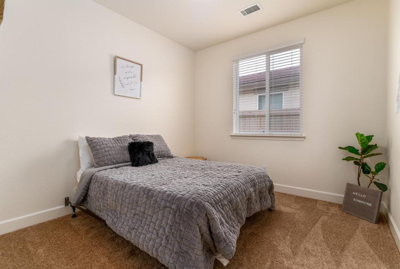 Dream Family Home In South Reno 4 Bed 30 Min To Lake Tahoe Bagian luar foto