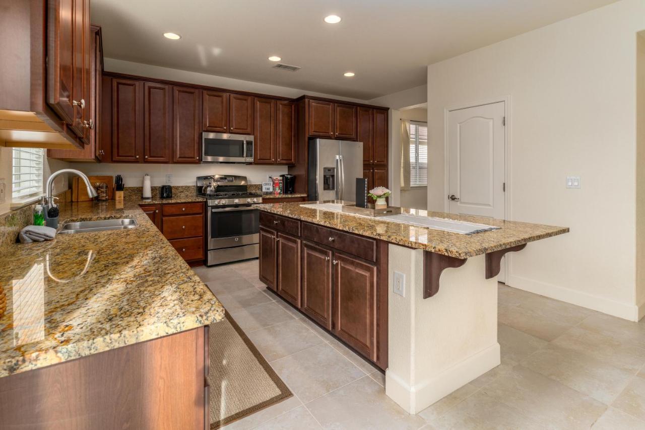 Dream Family Home In South Reno 4 Bed 30 Min To Lake Tahoe Bagian luar foto